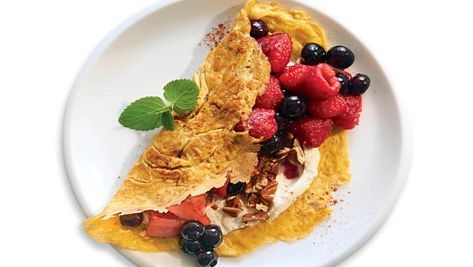 Berry and nut omlette