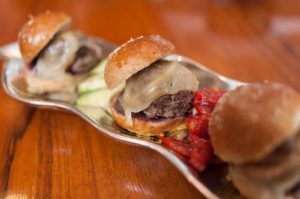 Healthy turkey and apple burgers