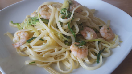 King Prawns with pasta and courgette